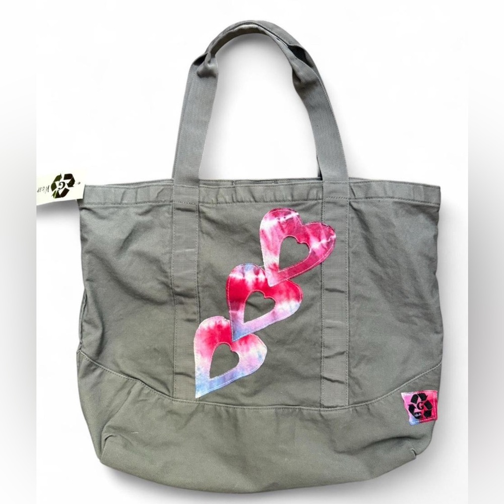 G-WEAR recycled NWT gray and pink tie-dye heart tote bag. Canvas